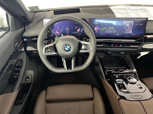 New 2026 Alpine White BMW 530i image 34