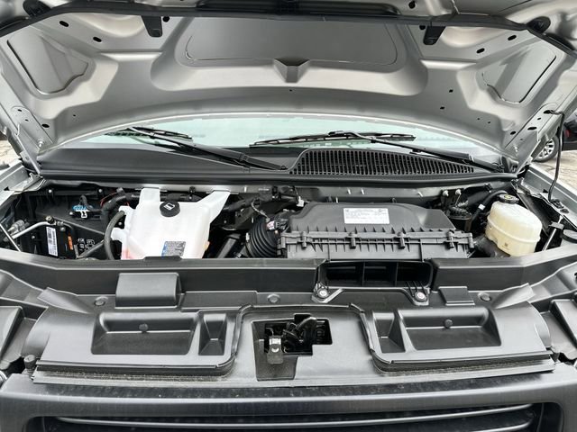 2026 GMC Savana Cargo Work Van - Photo 20
