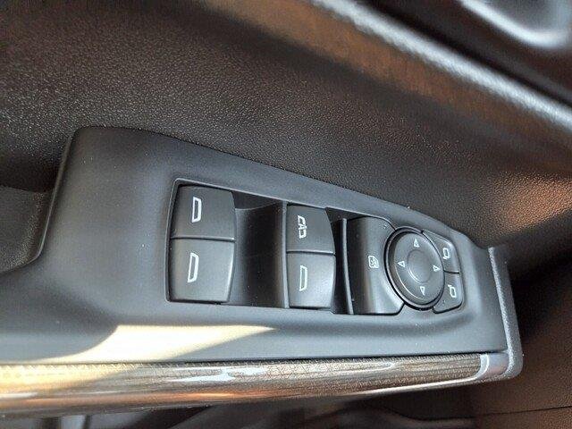 Used 2022 Northsky Blue Metallic Chevrolet RST image 19