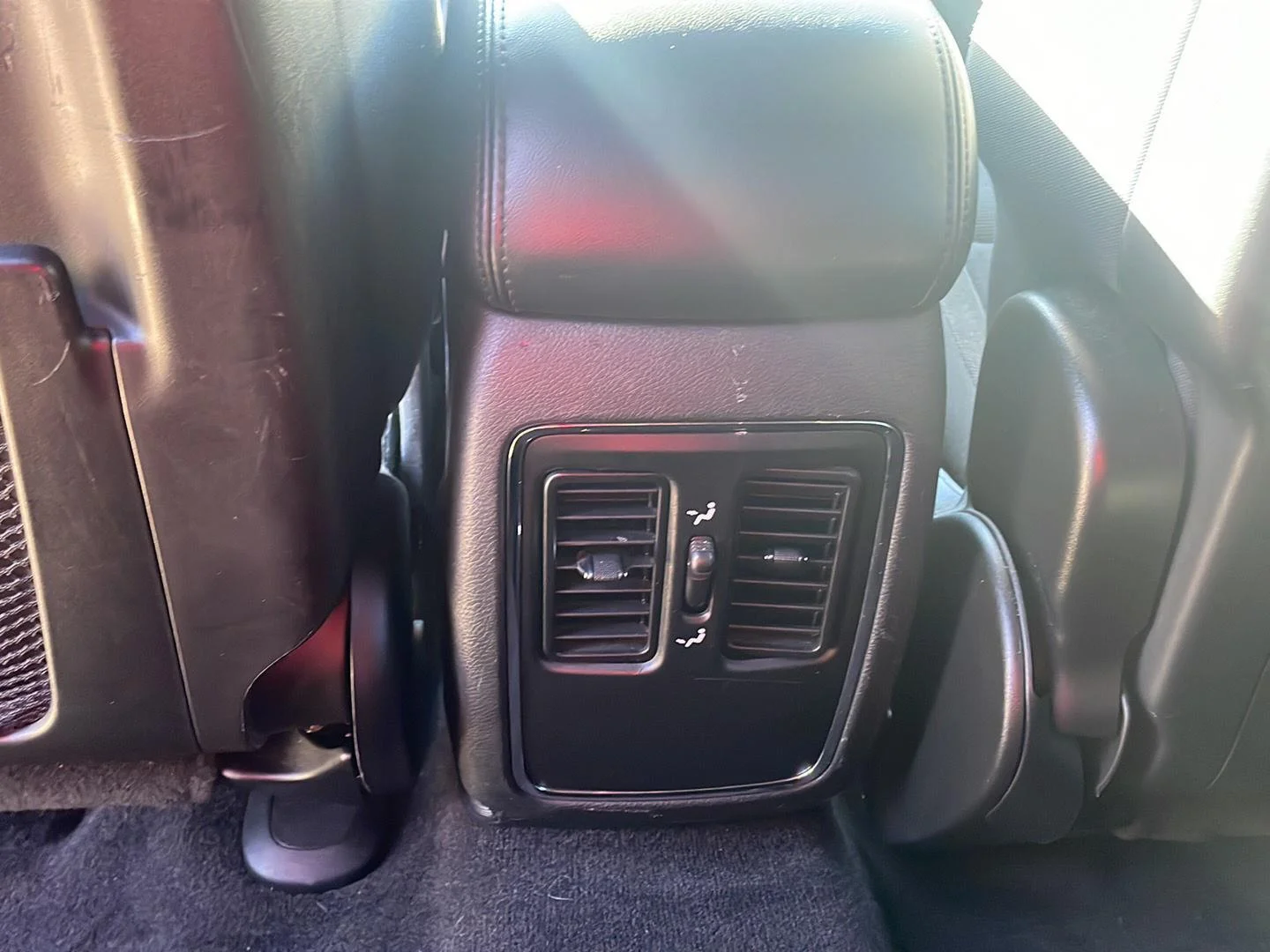 Used 2016 Velvet Red Pearlcoat Jeep Laredo image 21