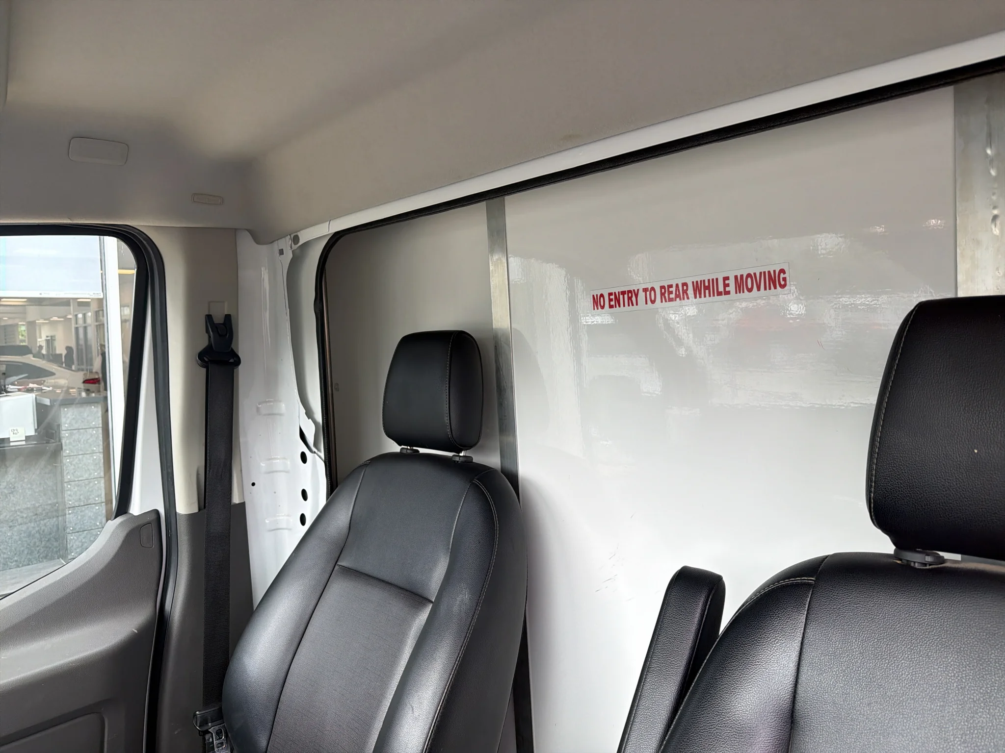 Used 2022 Oxford White Ford Base image 10