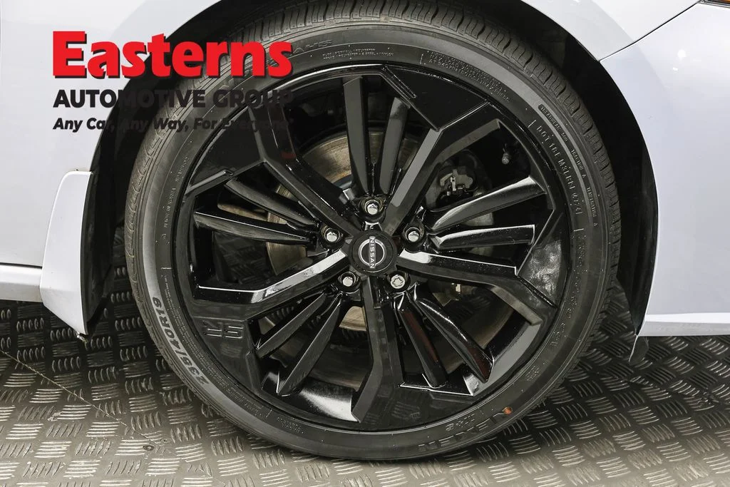 Used 2023 Gray Nissan 2.5 SR image 31