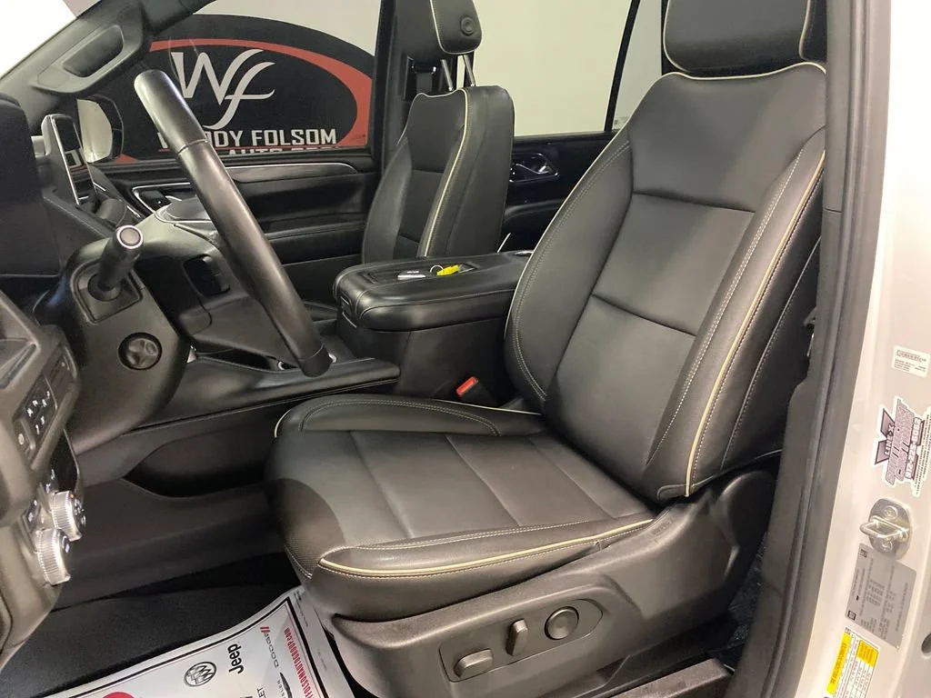 Used 2022 WHITE FROST TRICOAT GMC SLT image 15