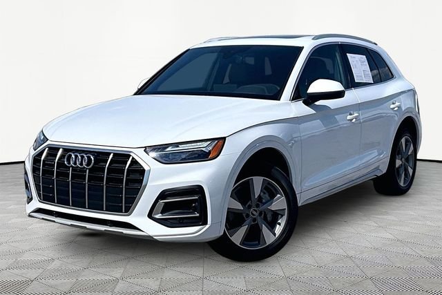 2023 Audi Q5 40 Premium Plus