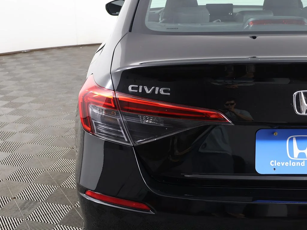 Used 2024 Crystal Black Pearl Honda Sport image 12