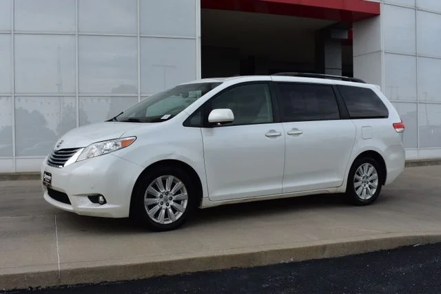 Used 2012 White Toyota Limited image 2