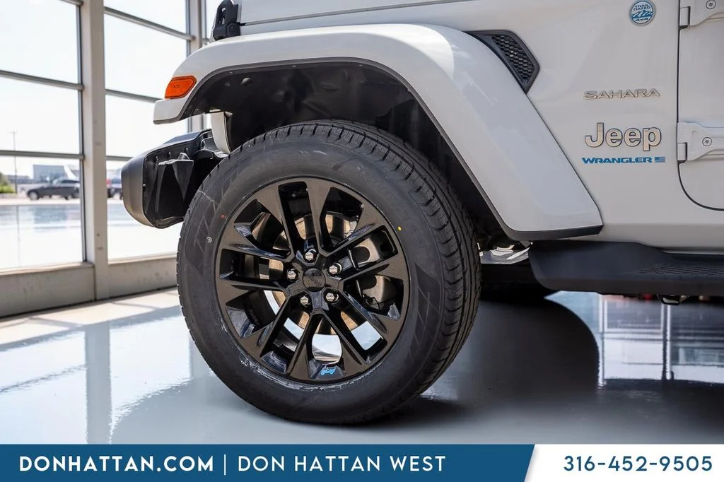 Used 2023 White Jeep Sahara 4xe image 36