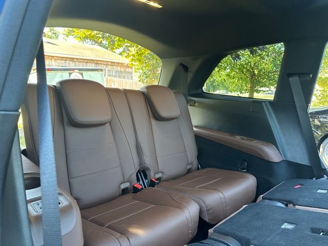 Used 2026 Twilight Blue Metallic Mercedes-Benz GLS 450 image 28