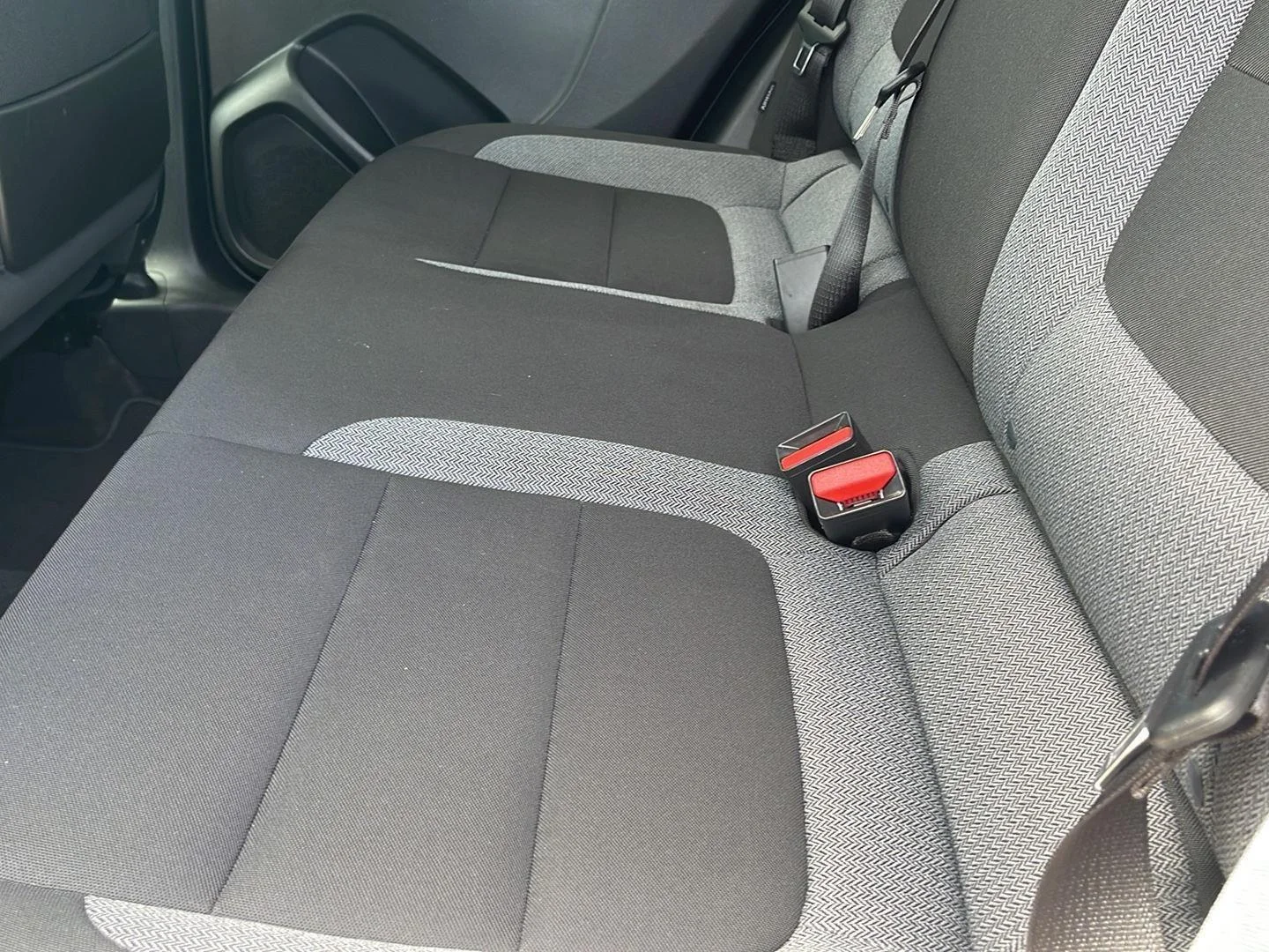 Used 2025 Summit White Chevrolet LT image 15