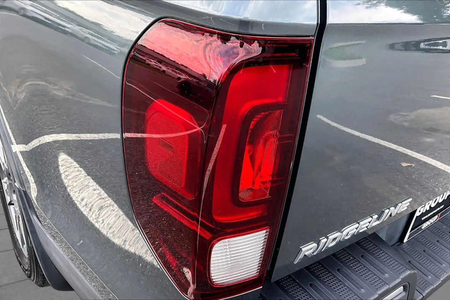 Used 2019 Forest Mist Metallic Honda RTL image 29