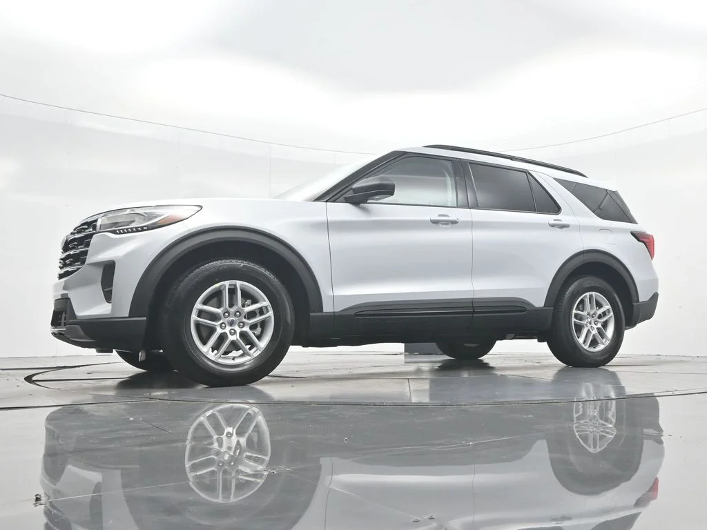 New 2026 White Ford Active image 42