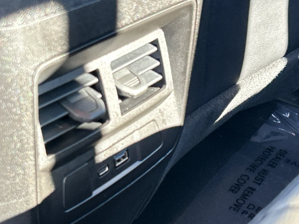 2026 Chevrolet Colorado ZR2 - Photo 15