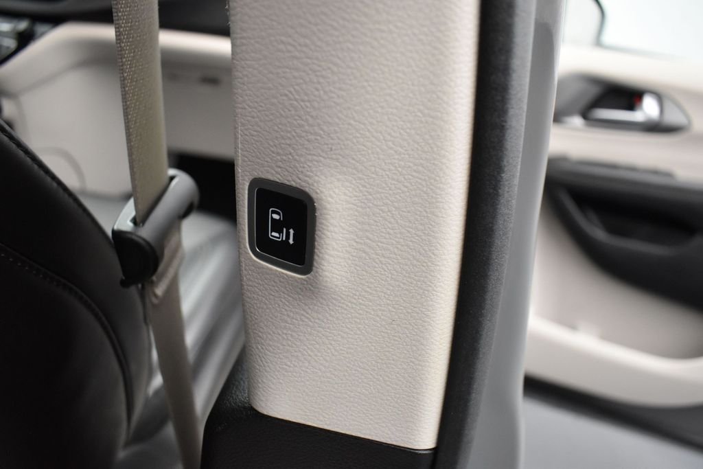 Used 2023 White Chrysler Touring L image 29