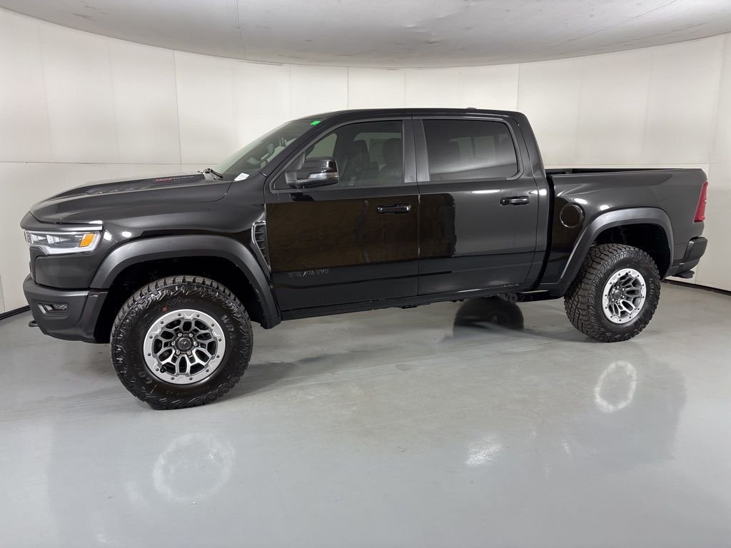 New 2026 Diamond Black Crystal Pearl-Coat Exterior Paint RAM RHO image 5