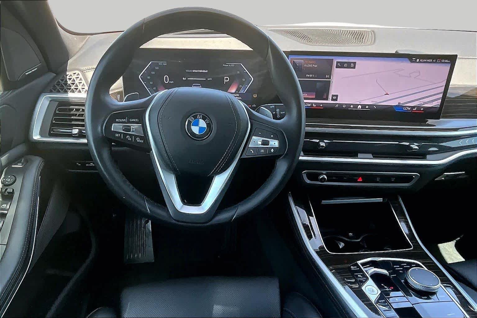 Used 2024 Mineral White Metallic BMW sDrive40i image 5