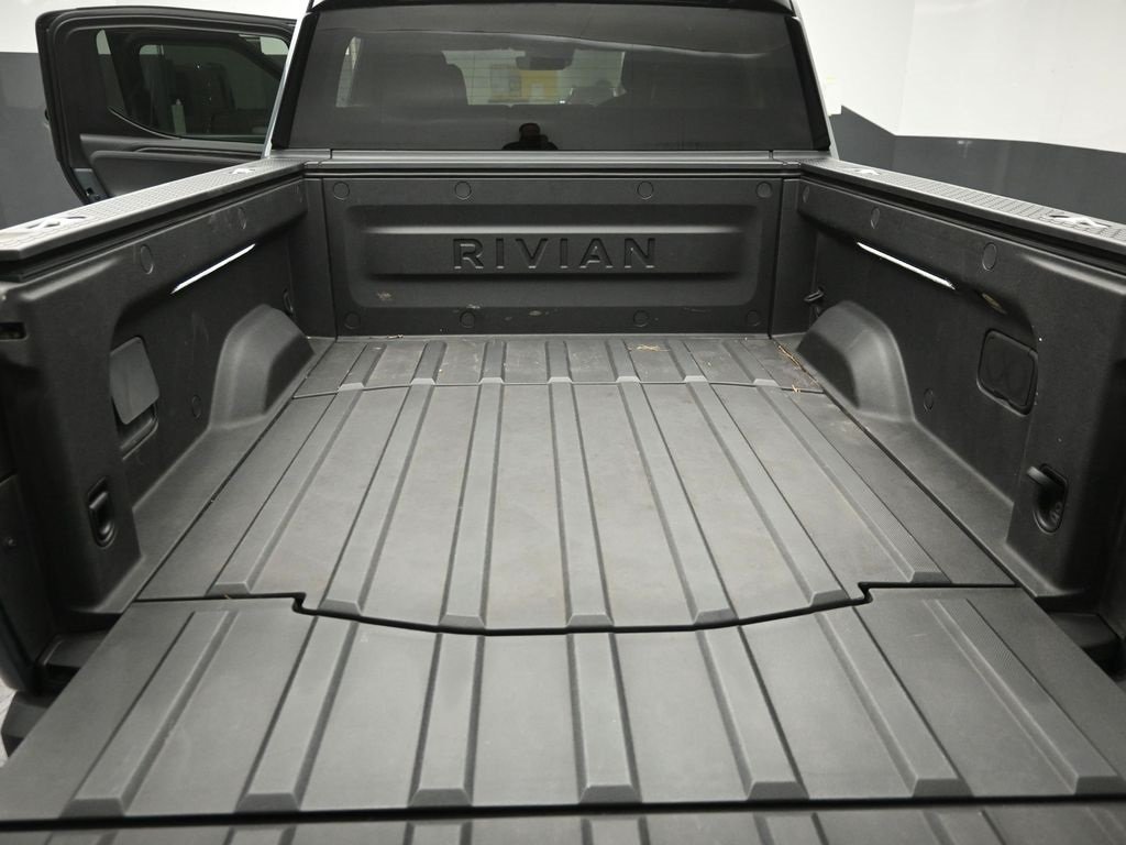 2022 RIVIAN R1T - Image 19