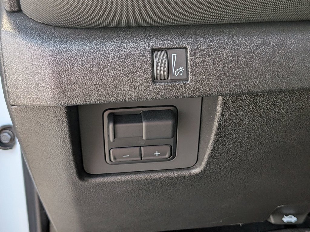 2025 Chevrolet Colorado Z71 - Photo 18