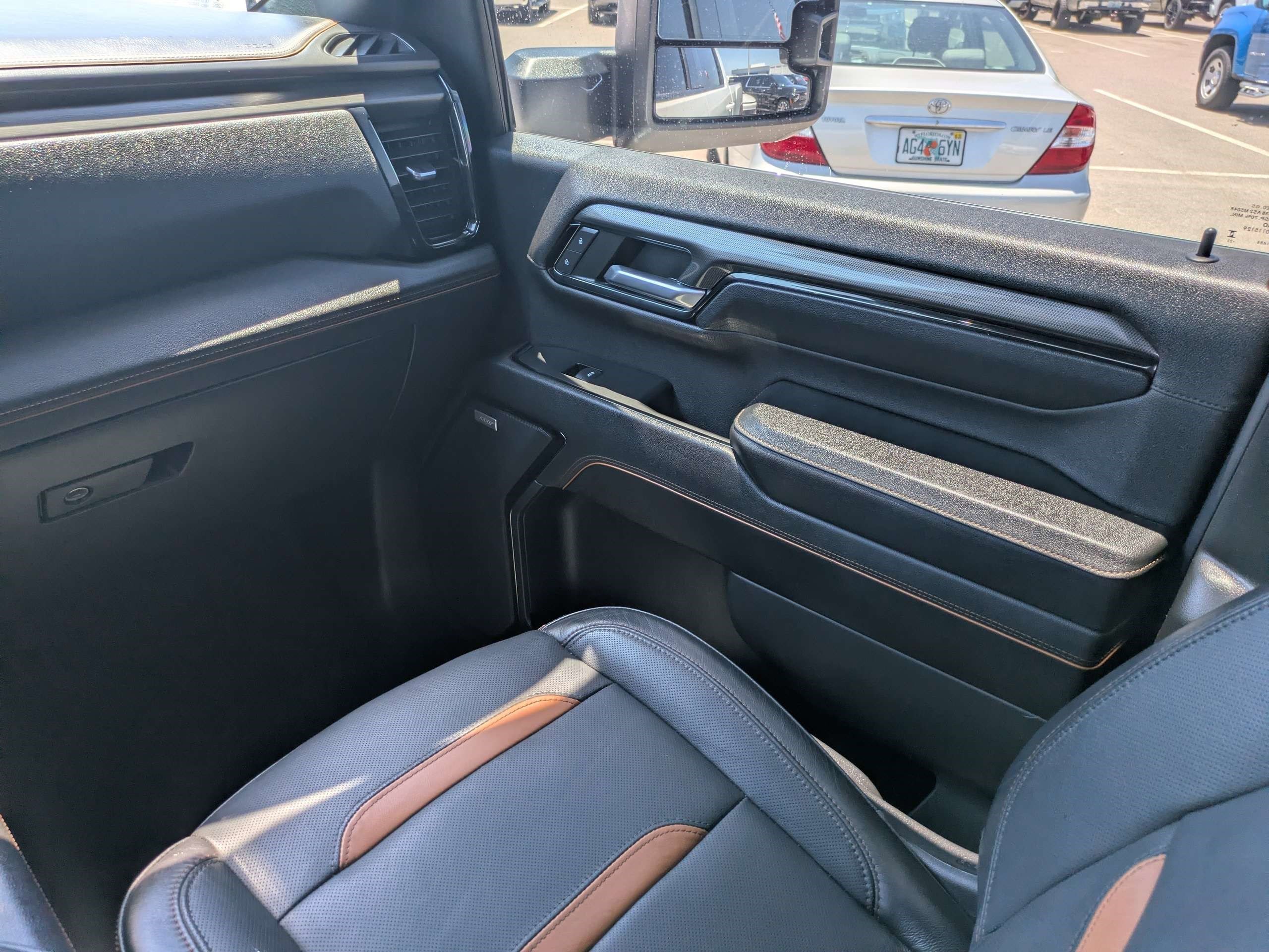 Used 2024 Summit White GMC AT4 image 16