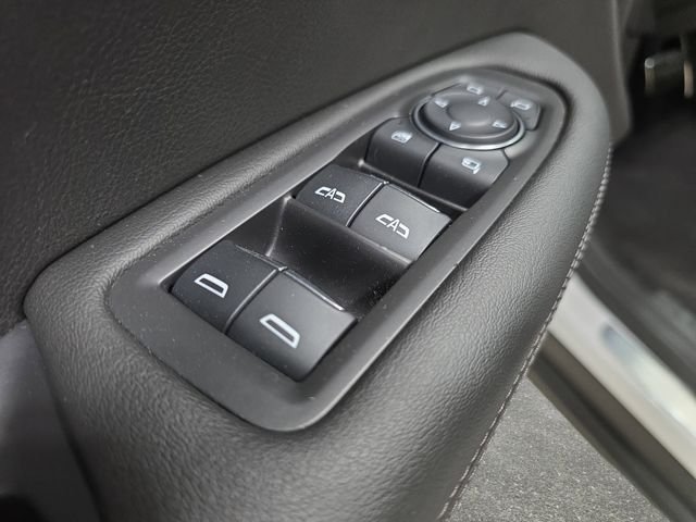 Used 2020 White Cadillac Sport image 26