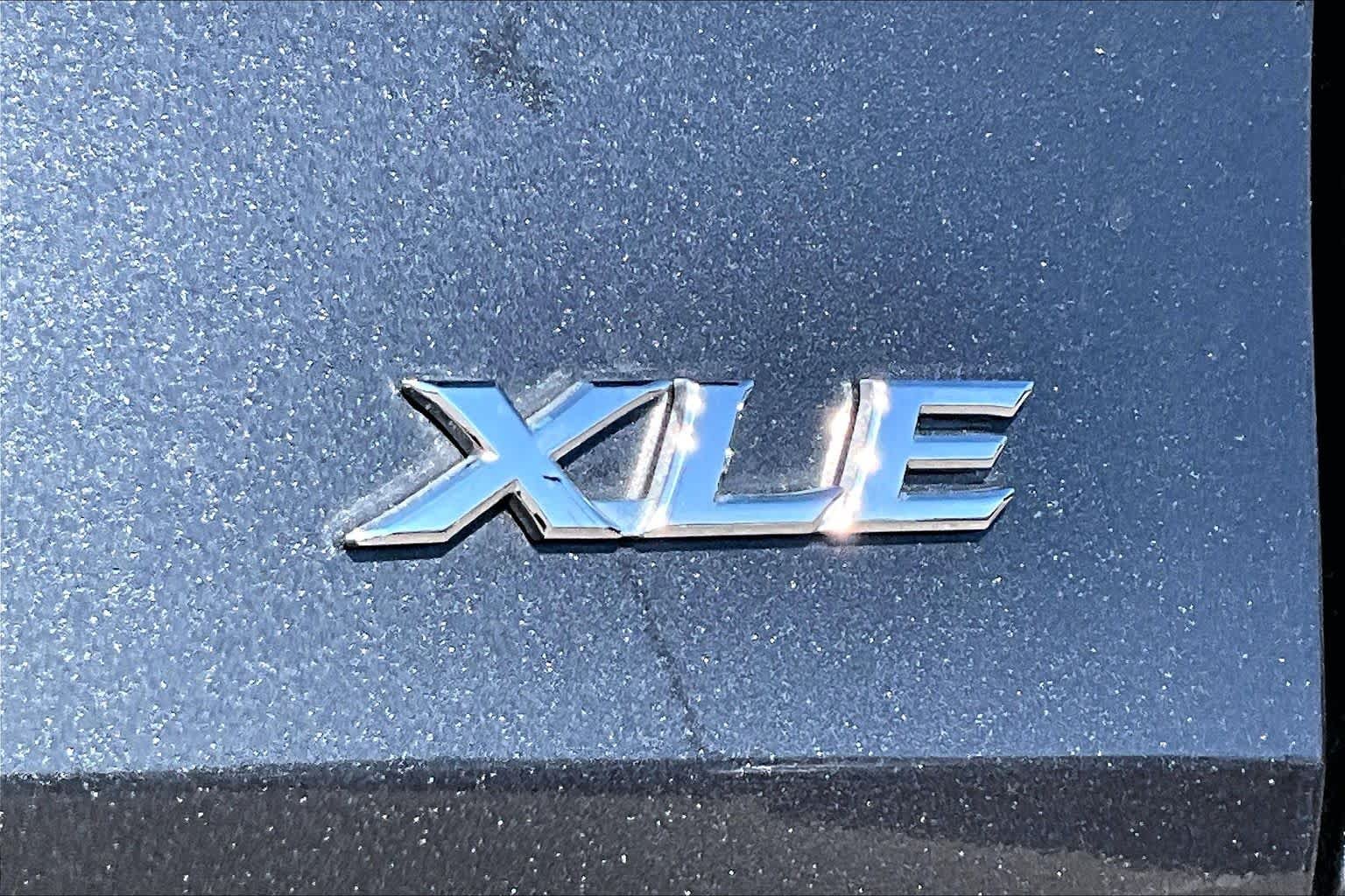 Used 2025 Magnetic Gray Metallic Toyota XLE image 10