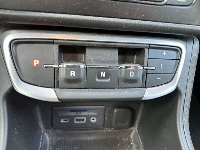 Used 2024 Blue GMC SLT image 22