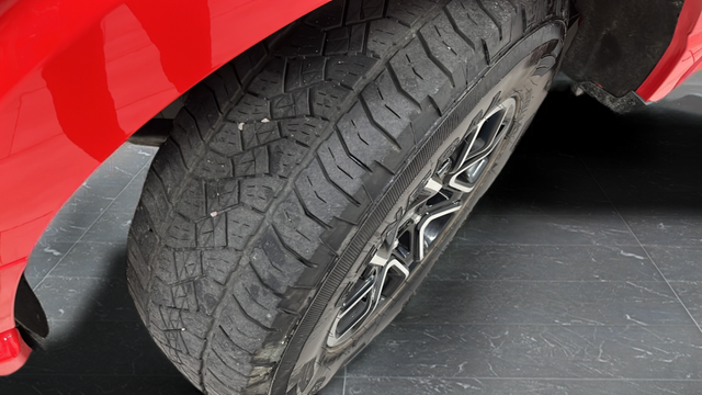 Used 2022 Race Red Ford XLT image 40
