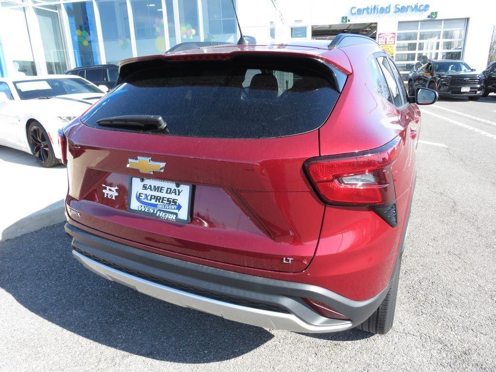 Used 2024 Crimson Chevrolet LT image 7