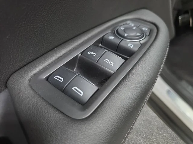 Used 2020 White Cadillac Sport image 26