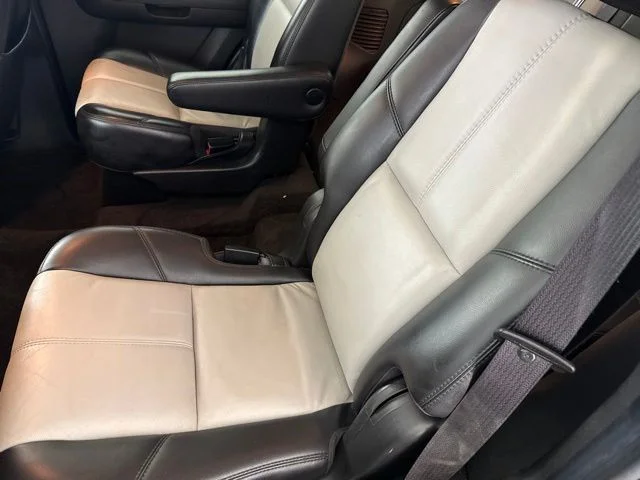 Used 2007 Black Chevrolet LT image 24