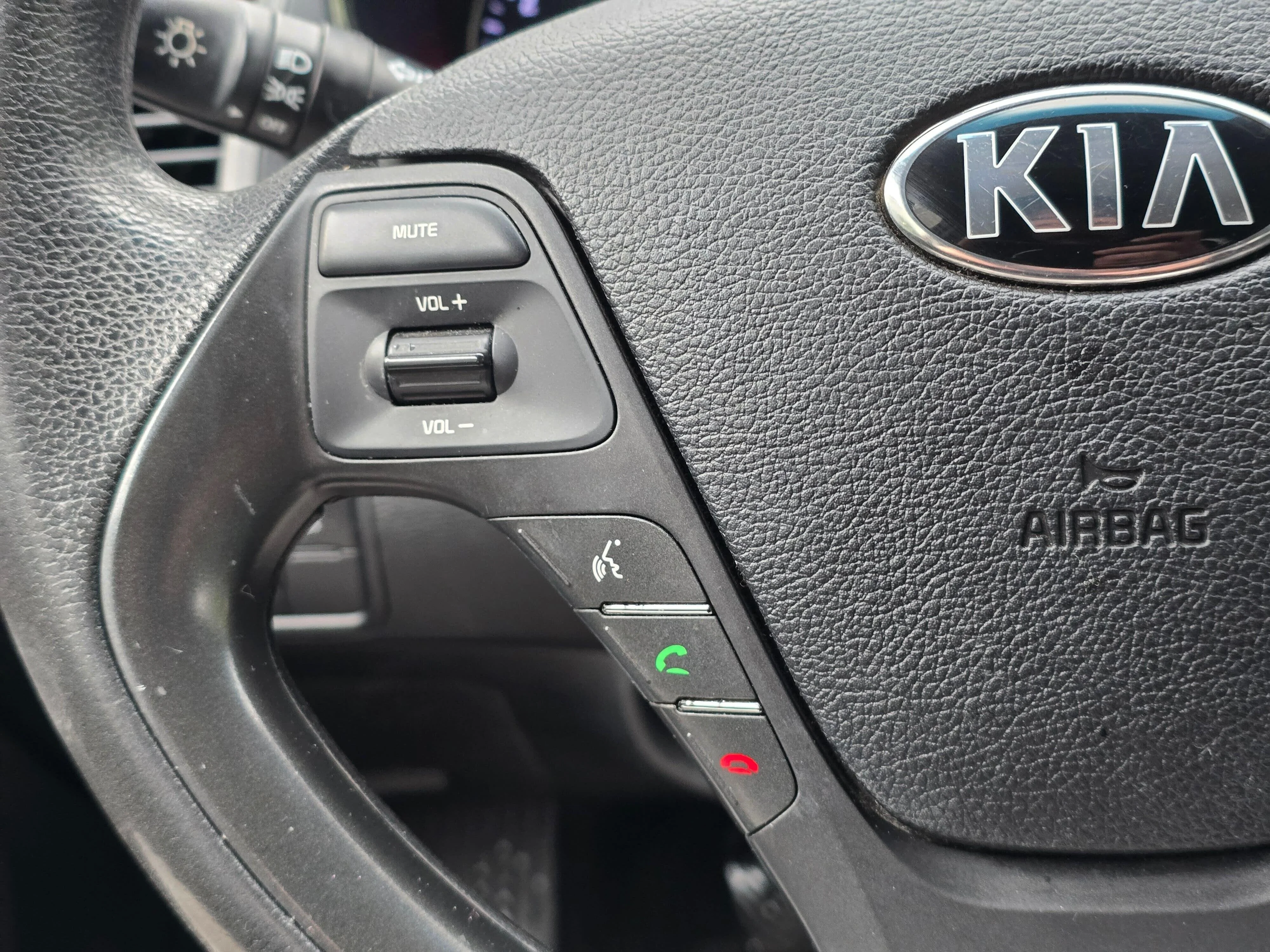 Used 2016 Crimson Red Metallic Kia LX image 16