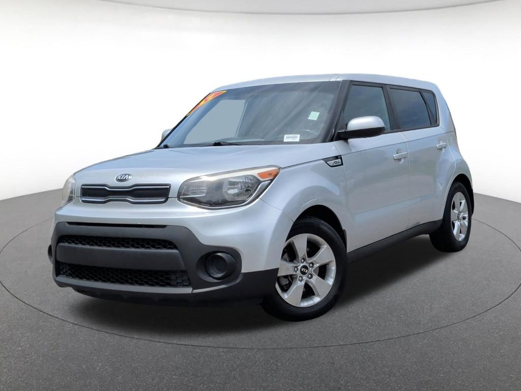 Used 2017 Silver Kia Base image 1