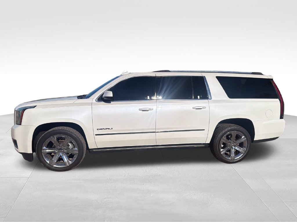 Used 2016 White GMC Denali image 2