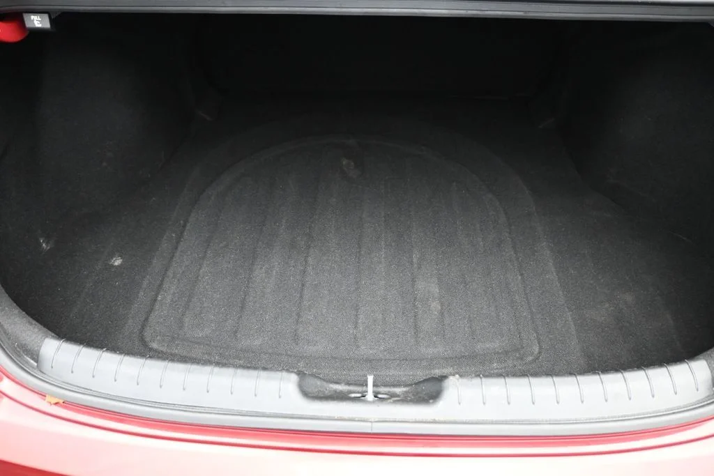 Used 2024 Red Hyundai SEL image 14