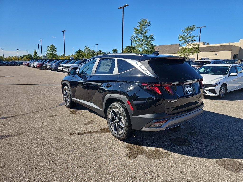 New 2026 Black Hyundai SEL Plus AWD image 3