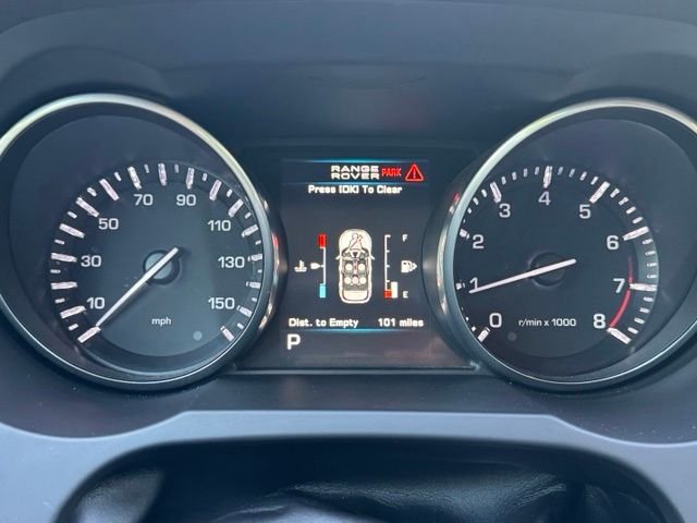 Used 2013 Fuji White Land Rover Pure image 25