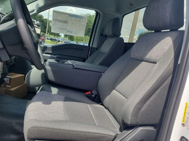 New 2026 Oxford White Ford XLT image 16
