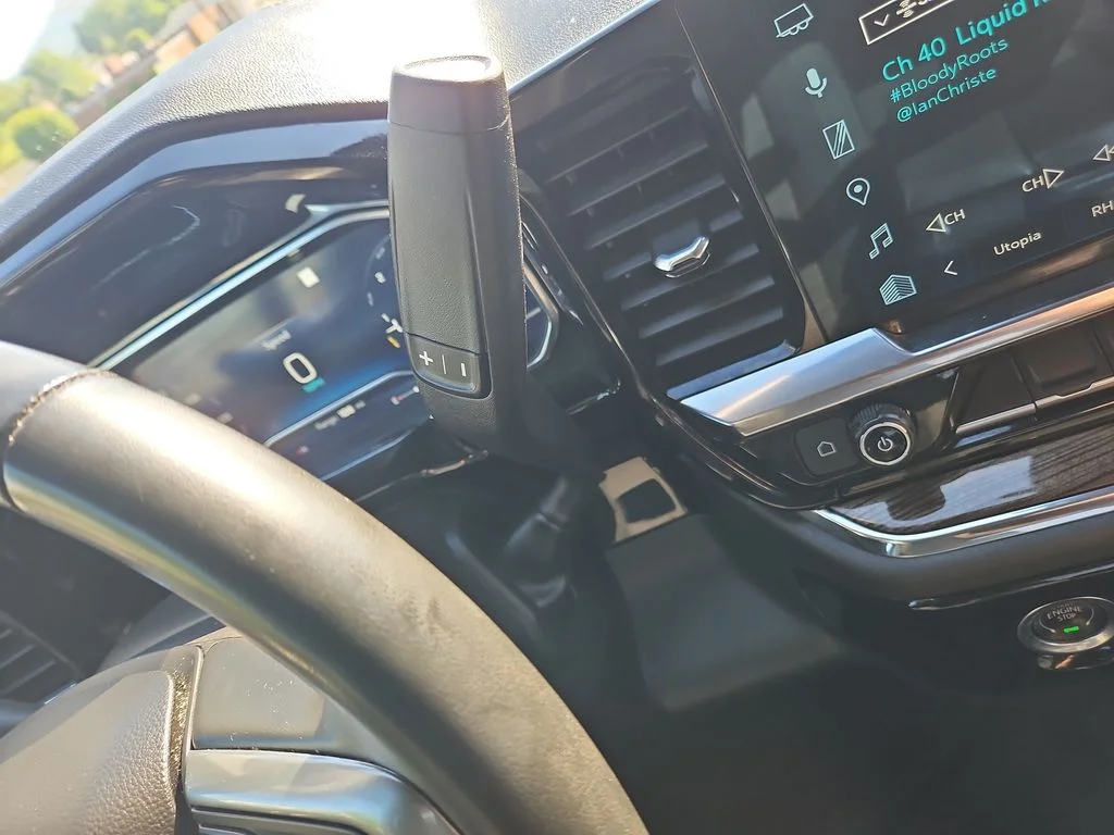 2023 Chevrolet Silverado 1500 LT - Photo 25