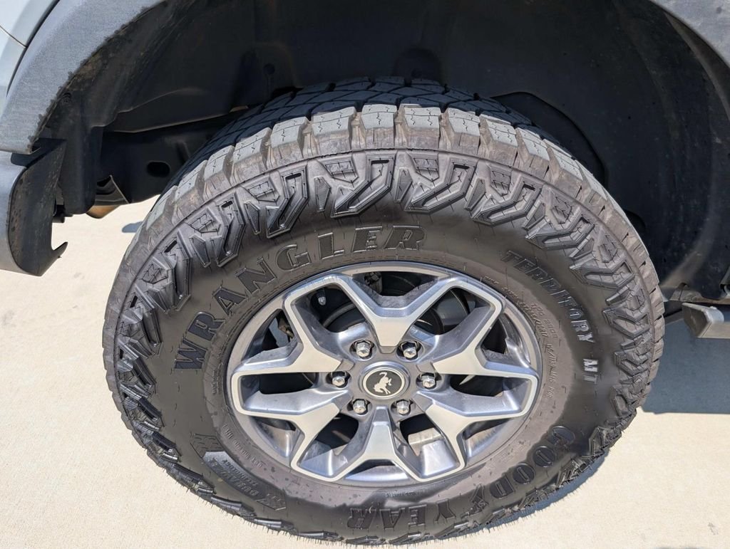 Used 2022 Green Ford Badlands image 5