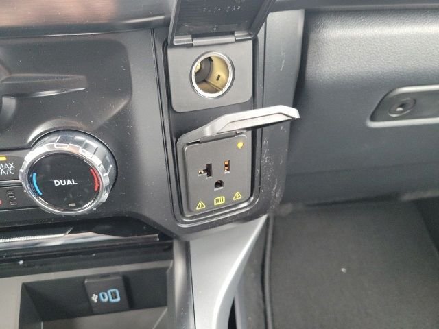 New 2026 Gray Ford Lariat image 15