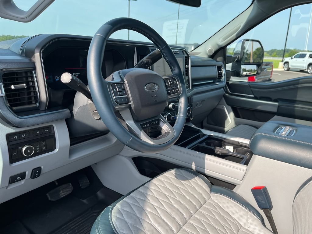 Used 2024 Black Ford Limited image 15