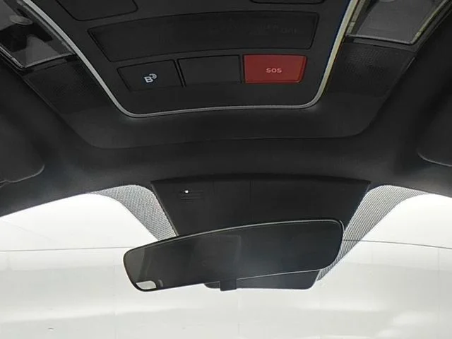 New 2026 White Hyundai SE image 41