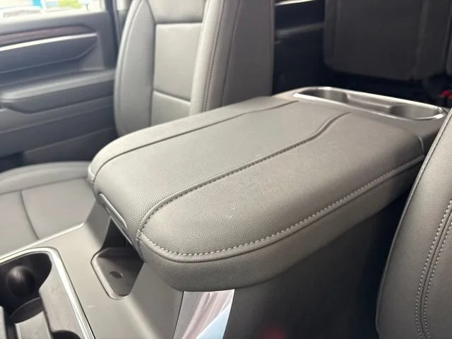 New 2026 Onyx Black GMC SLT image 24