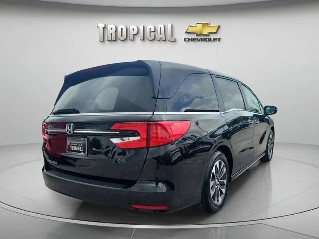 Used 2024 Black Honda EX-L image 3