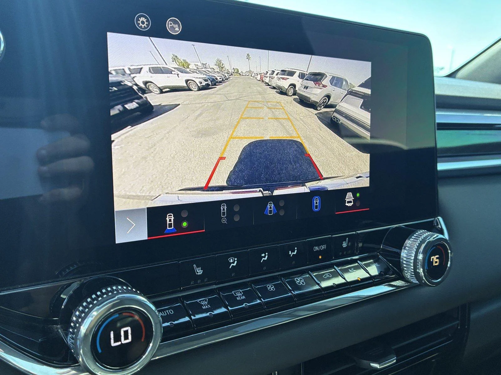 Used 2023 ONYX BLACK GMC 4WD Elevation image 25