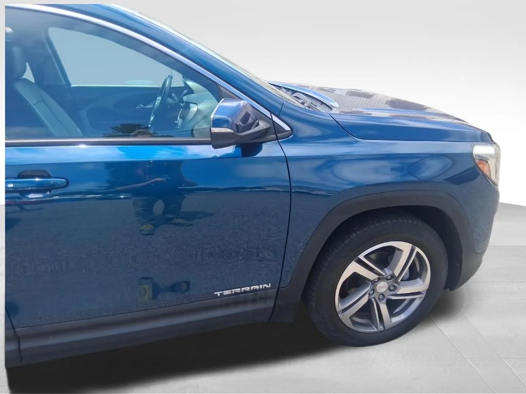 Used 2020 Blue GMC SLT image 12