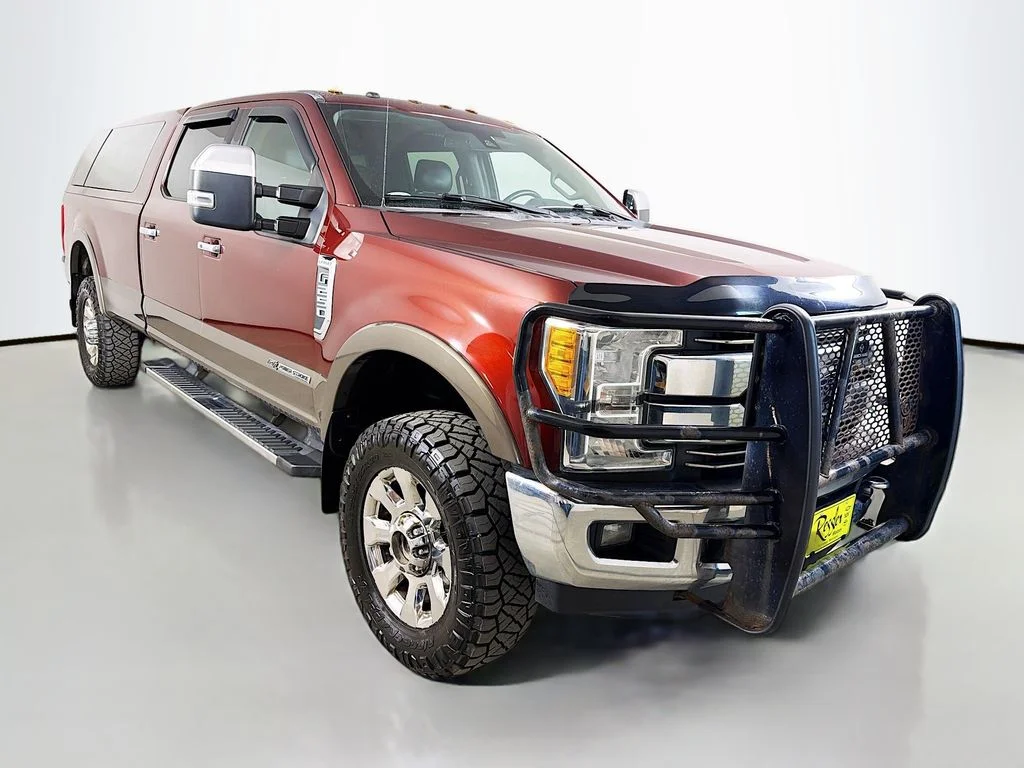 Used 2017 Red Ford Lariat image 4