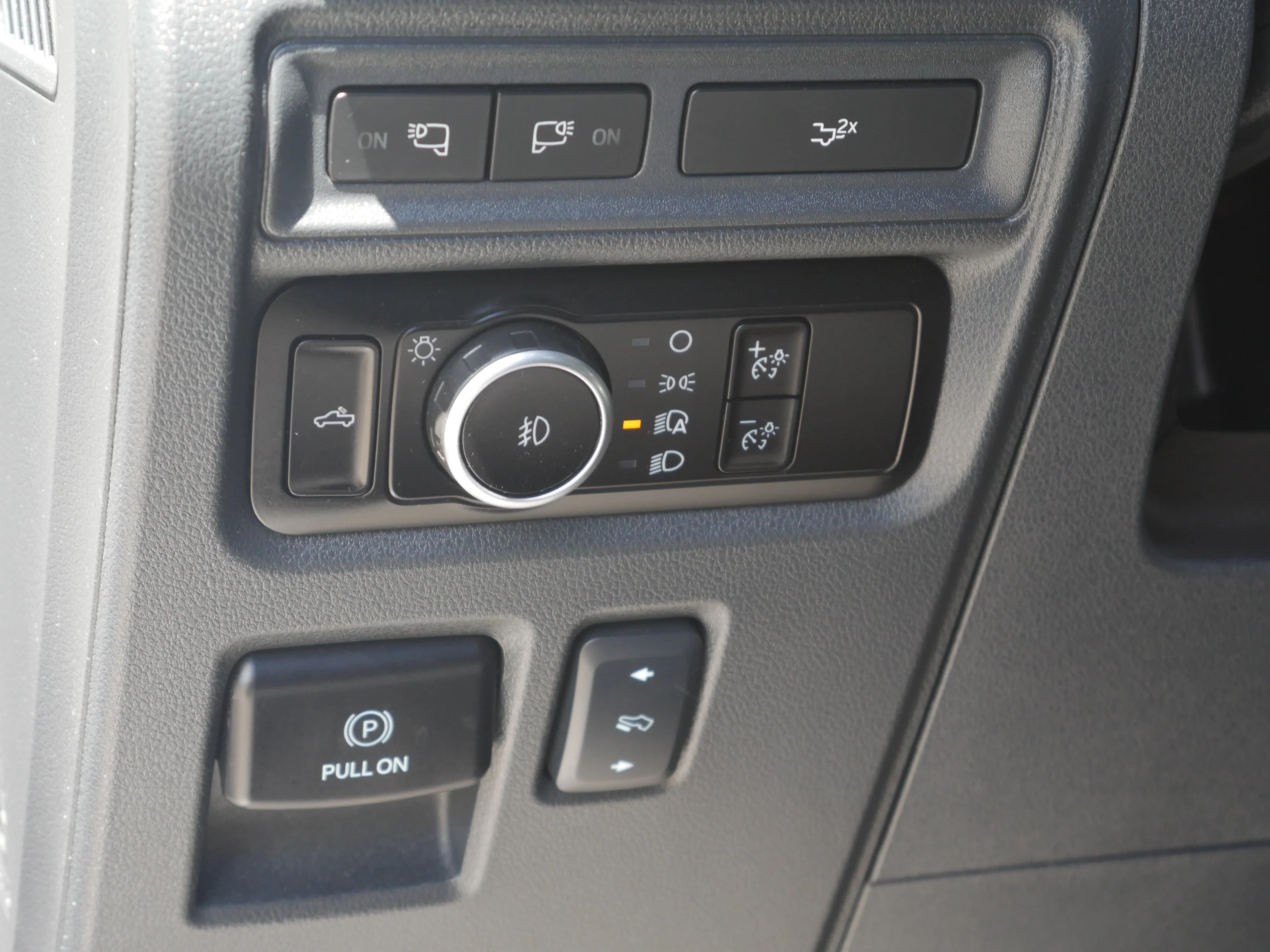 Certified Used 2023 White Ford LARIAT image 6