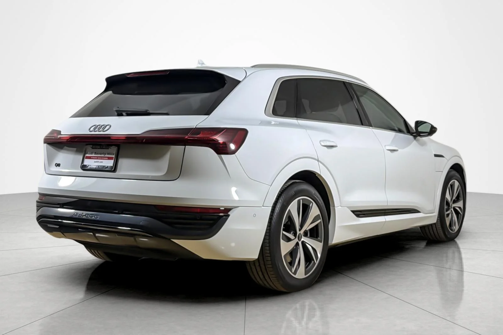 Used 2024 Glacier White Metallic Audi Premium Plus quattro image 5