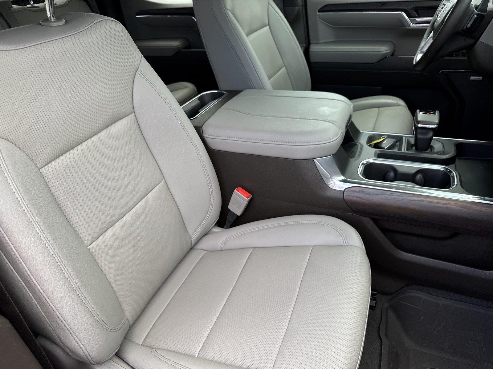 Used 2023 STERLING METALLIC GMC SLT image 35