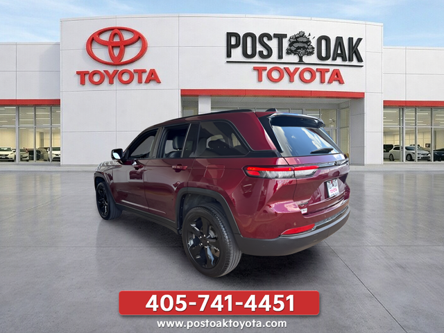 Used 2025 Red Jeep Limited image 4
